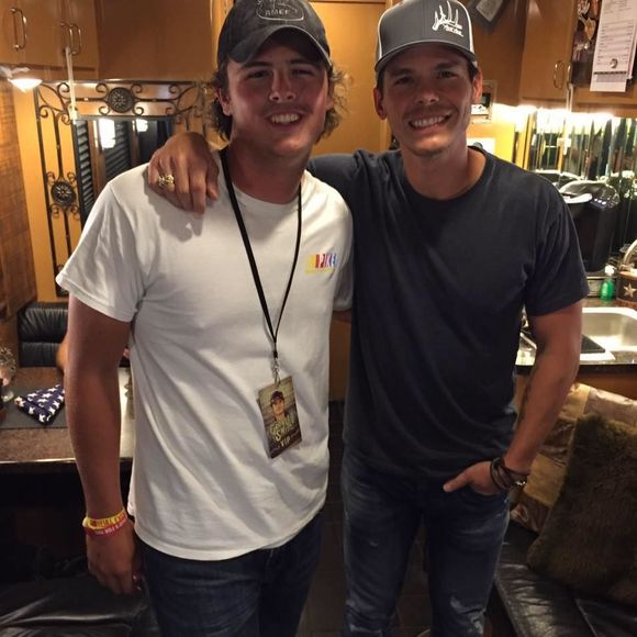 Meet your Posher, Josh - Picture 1 of 1